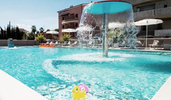 Hotel Excelsior Alba Adriatica Esterno foto